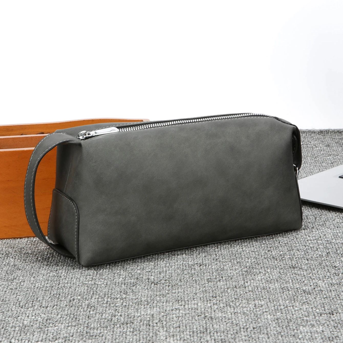 Мужская косметичка из искусств – обзор и цена Travel Luggage Set